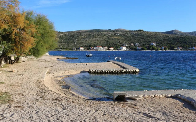 Apartments by the sea Rogoznica - 10338