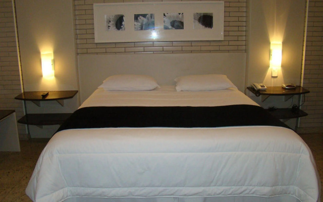 Hotel Confiance Soho Batel
