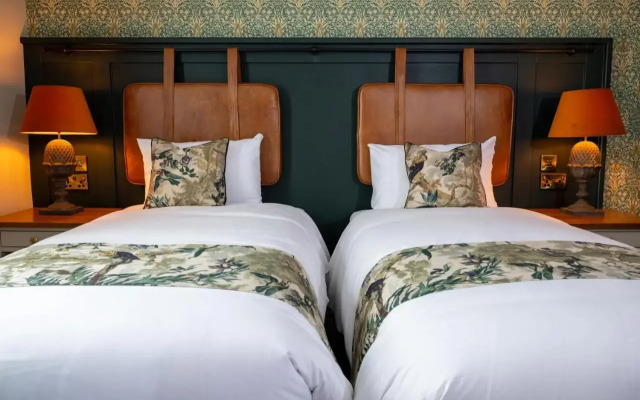 Wheatsheaf Hotel by Chef & Brewer Collection
