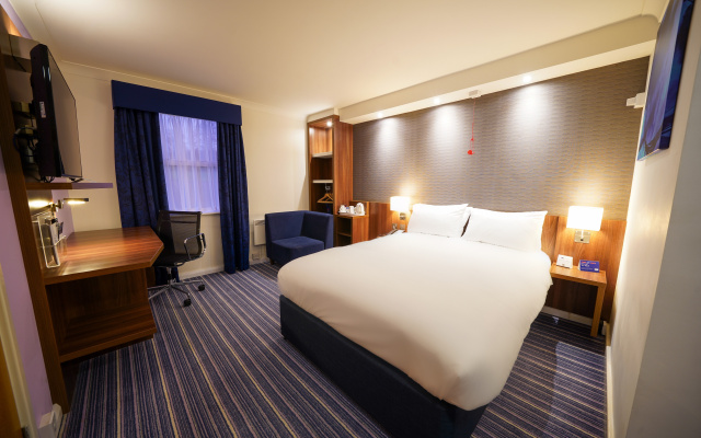 Holiday Inn Express Glenrothes by IHG