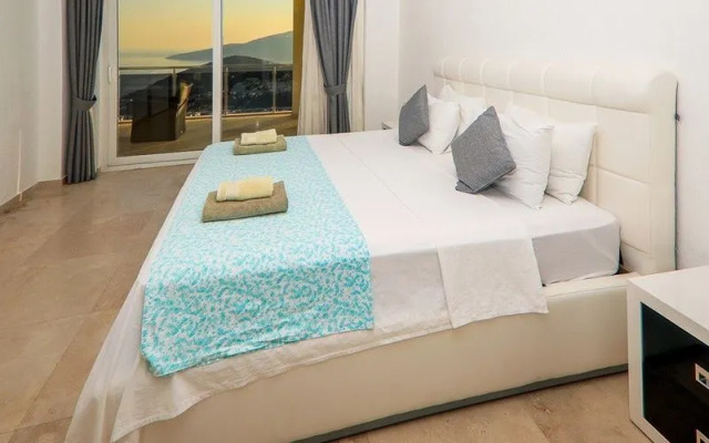 Villa Blue Harmony