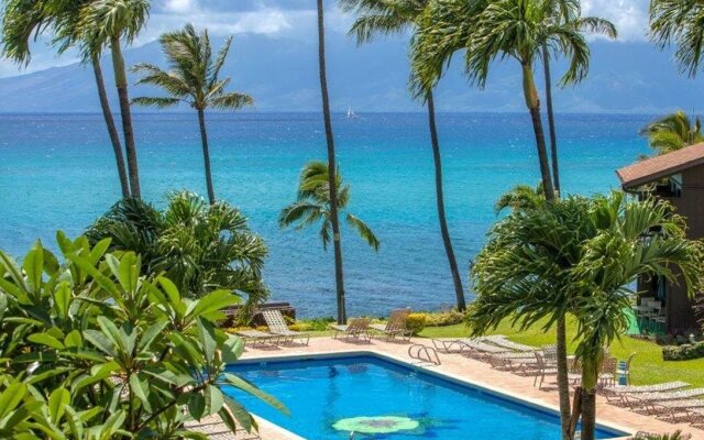 Mahina Surf