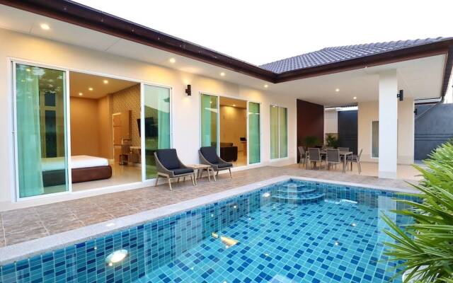 Luxury Pool Villa A10