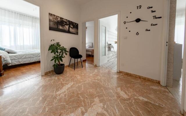 H11 [Lux Ariston] Sanremo - Centro