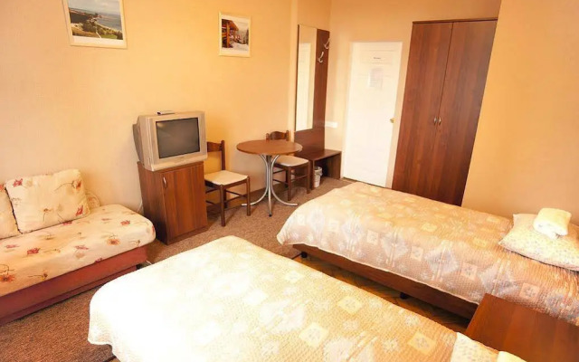 Noviy Arbat Hotel
