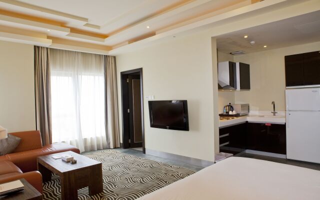 Al Raya Suites