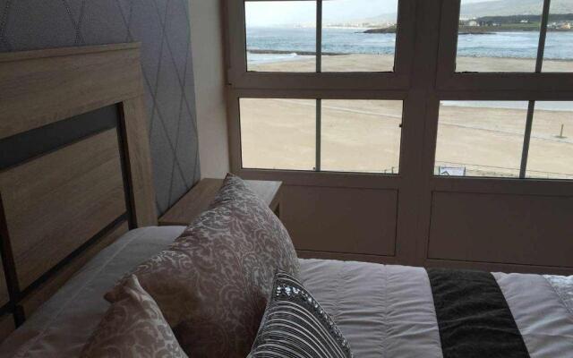 Vivienda en 1ª Linea de Playa Rapadoira Foz