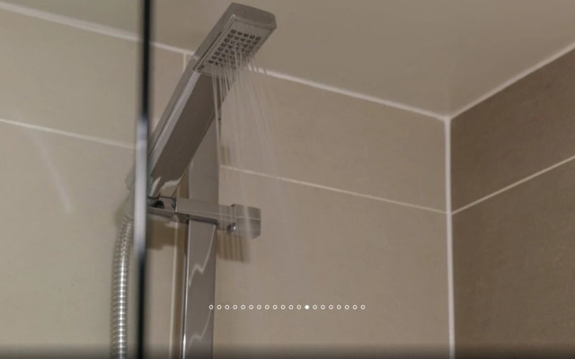 The Honeycomb Apartment