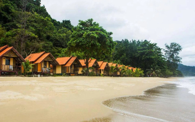 White Sand Beach Resort