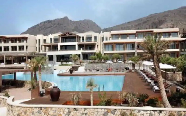 Navarone Hotel & SPA