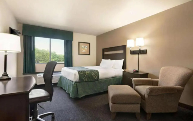 Green Country Inn
