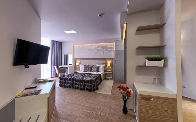 Luna Beach Hotel - Half Board & All Inclusive