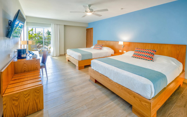 Coral Costa Caribe Beach Resort - All Inclusive