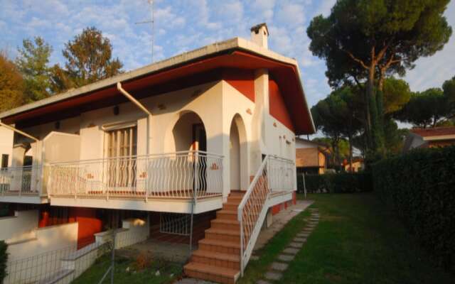 Villa With Private Garden Great for Children