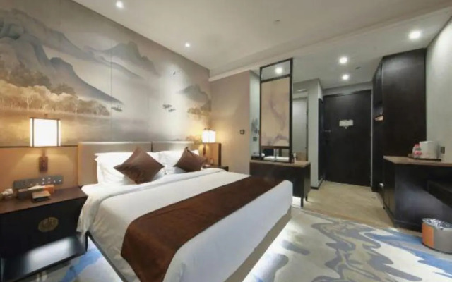 Rezen Dong Hotel (Xi'an Bell Tower Provincial Government Store)