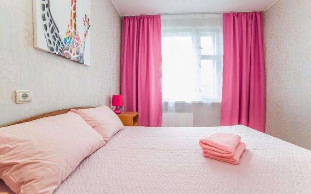 Европа Центр на улице Индустрии