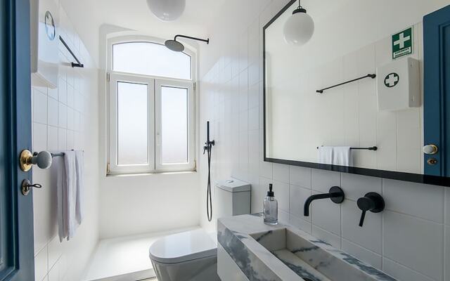 Renovated Charming Apartment with view in Santos