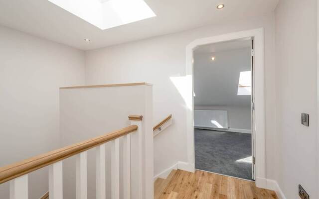 Newly Refurbished Duplex in Edinburgh City Centre