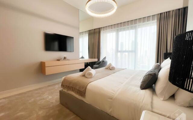 Ultimate Luxury in the Heart of Downtown