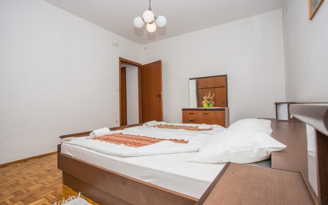 Apartments Adria 577
