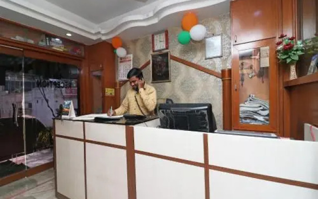 Hotel Classic by OYO Rooms