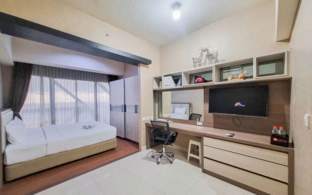 Cozy And Warm Studio Room At Uttara The Icon Apartment