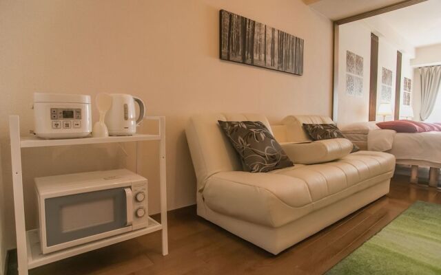 Shinsaibashi-House B