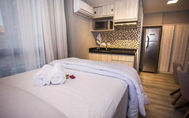 Studio Completo no Centro de Curitiba - ALL1021