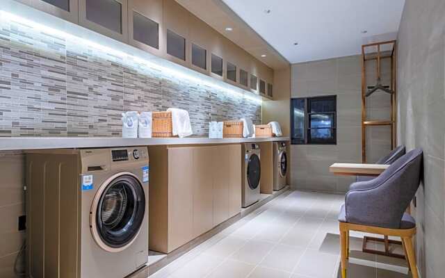 Lavande Hotel (Kunming Railway Station)