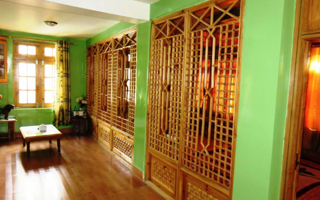 Rahela Guest House & Home Stay