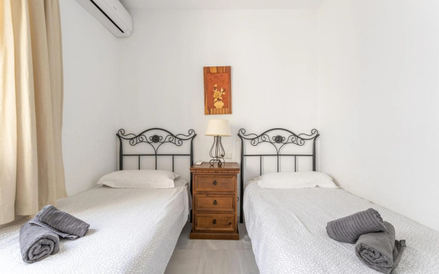 Modern Family Town House