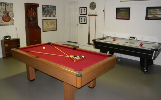 Eric's Highgate Park Villa *