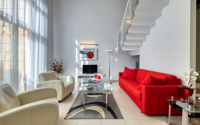Duplex Luxury Apartment in Portomaso With Pool