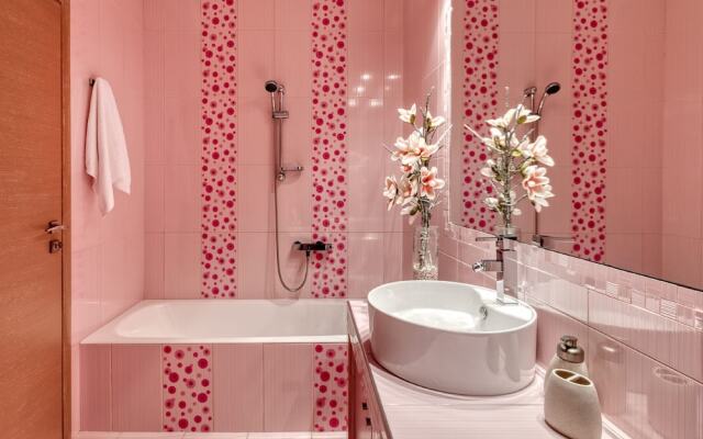 Luxurious Villa Solaris Next To The Beach