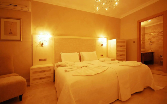 Goldcity Hotel