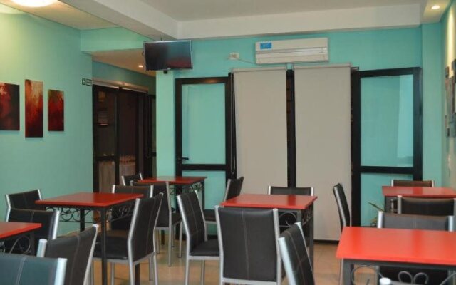 Mercer Hostal