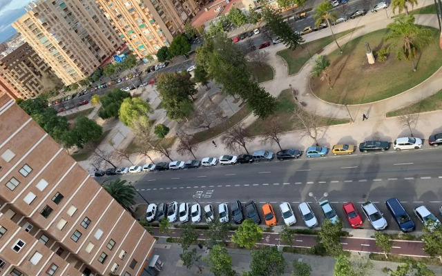 Habitación con cama doble, piso compartido en Avenida Blasco Ibáñez