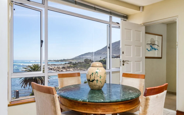 Balie Bay 1 - Adults Only