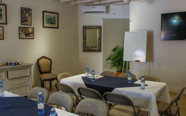 Villa Mirasol Hotel
