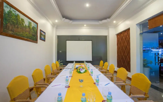 Indradevi Angkor And Spa