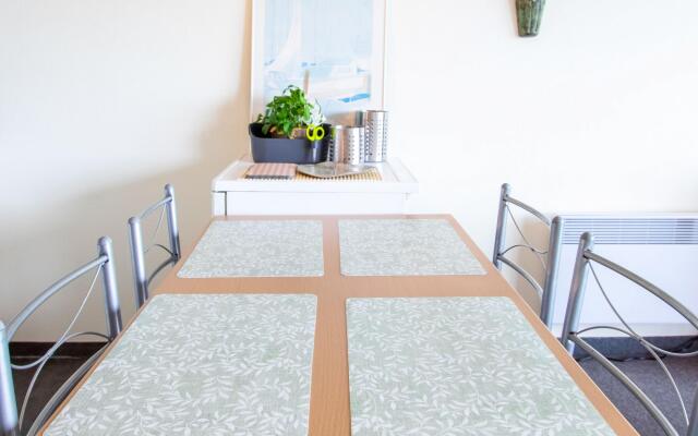 Spacious studio in De Haan with a balcony