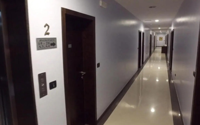 Two Hearts Hotel