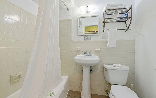 Hollywood Beachside Boutique Suites