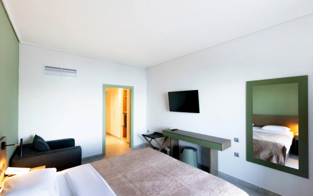 Messinian Bay Hotel