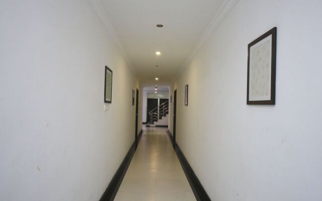 OYO 17030 Bluten