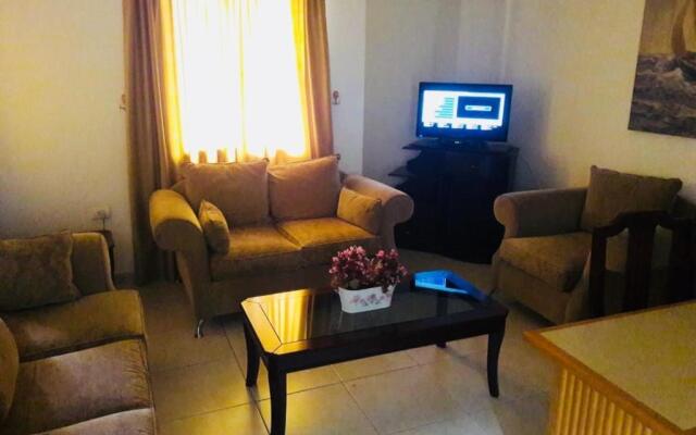 Dynasty Suite Hotel