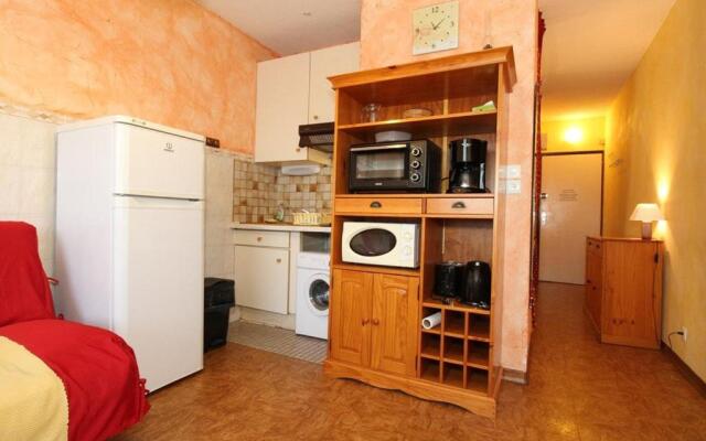 Appartement Balaruc-les-Bains, 1 pièce, 4 personnes - FR-1-553-48