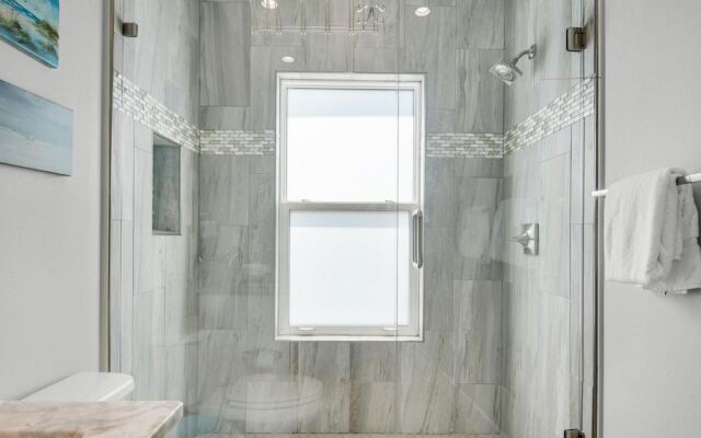 Pelican at Sound Side