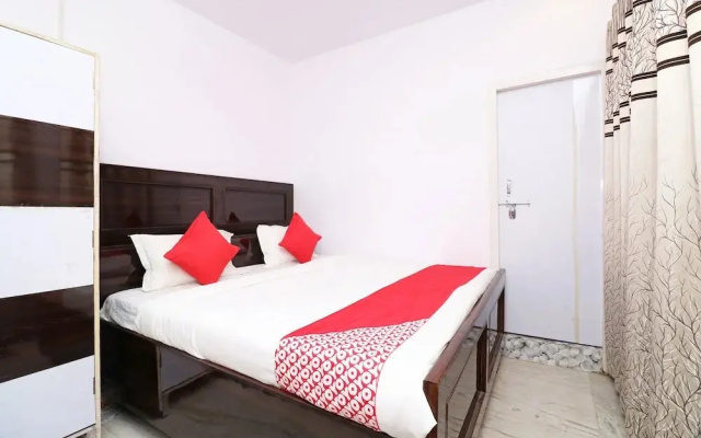 Hotel Raj Shree By OYO Rooms
