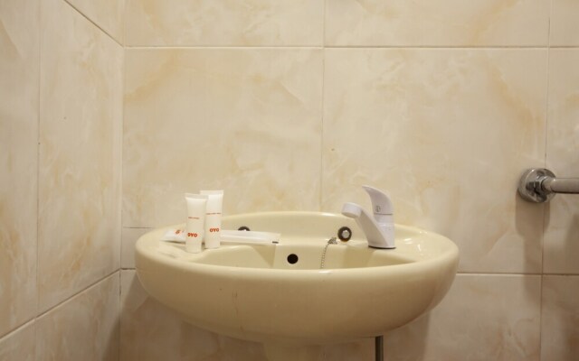 Sopou Penginapan Rinal & Tuah by OYO Rooms